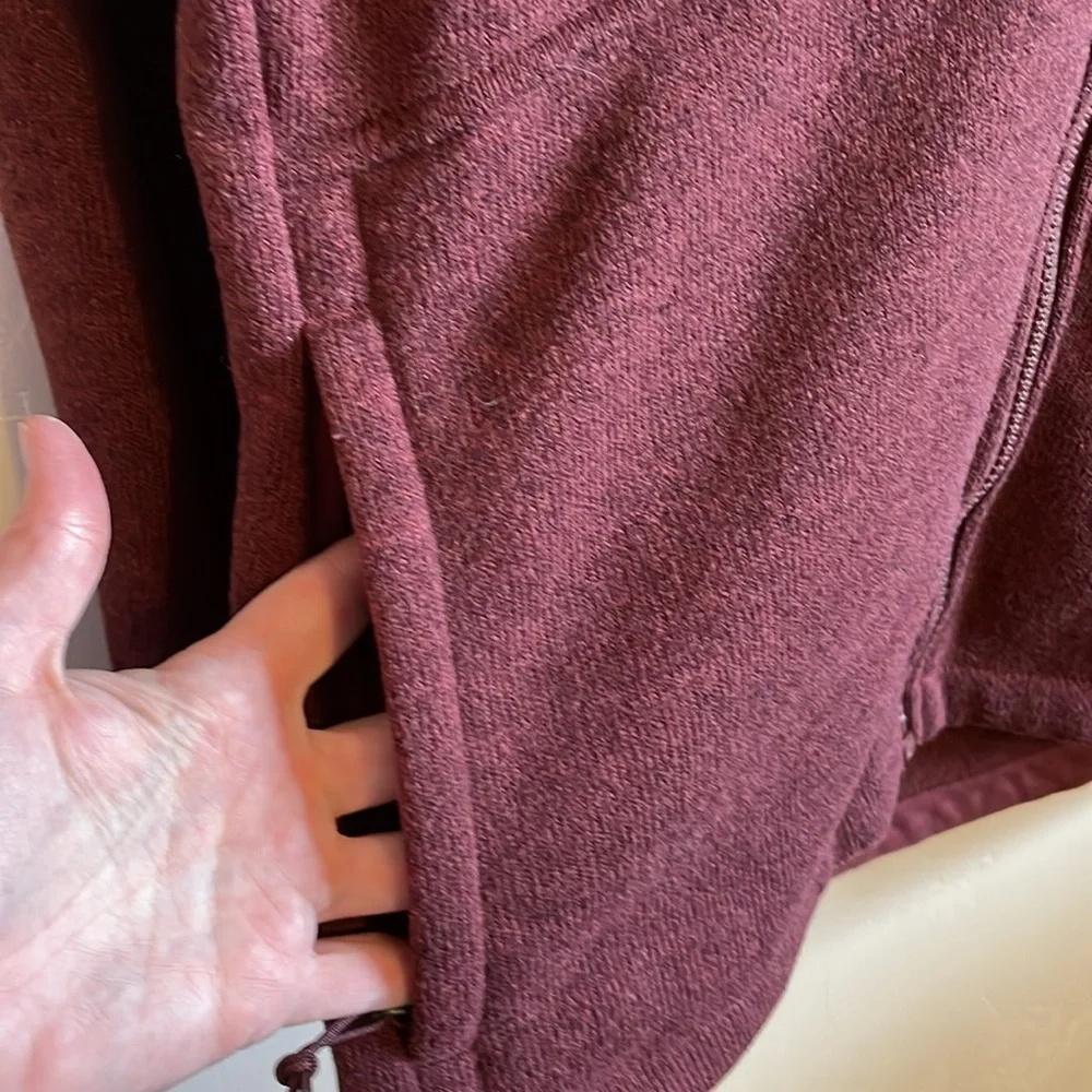 Burgundy sweatshirt - Picture 5 of 7